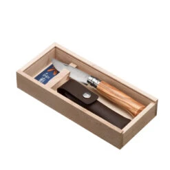Coffret Couteau Opinel Randonnée Numéro 8 En Bois D'olivier, Avec Son étui Cuir -Camping Boutique coffret couteau opinel randonnee numero 8 en bois dolivier avec son etui cuir 2