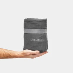 Quechua COUVERTURE EN POLAIRE - 150 X 130 CM -Camping Boutique couverture en polaire 150 x 130 cm 2